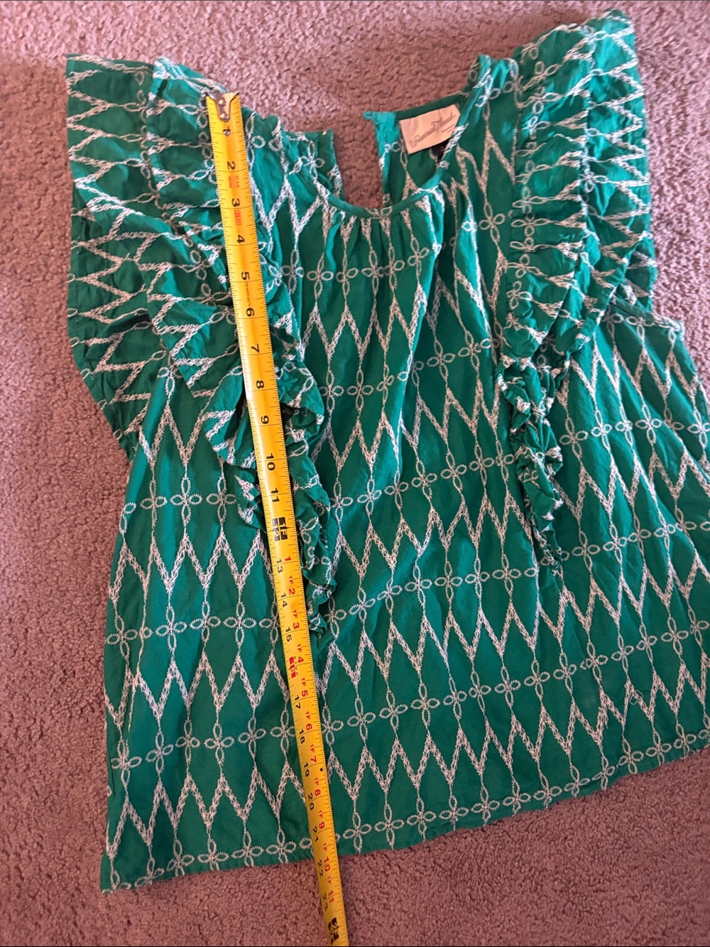 Universal Thread Green Geometric Ruffle Sleeve Blouse - Picture 3 of 5